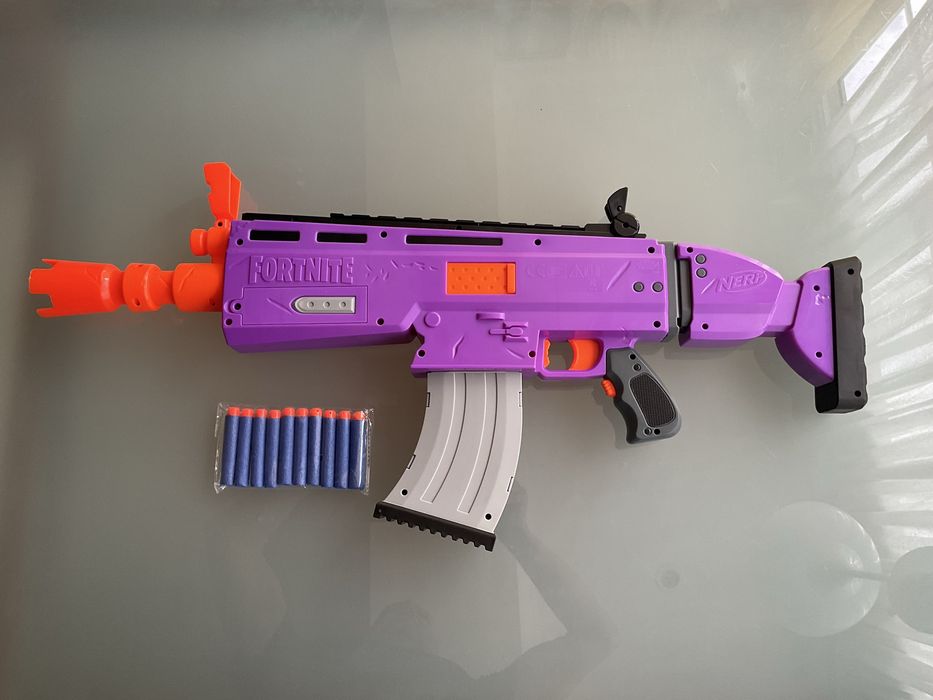 Nerf Fortnite AR-L electrica impecavel