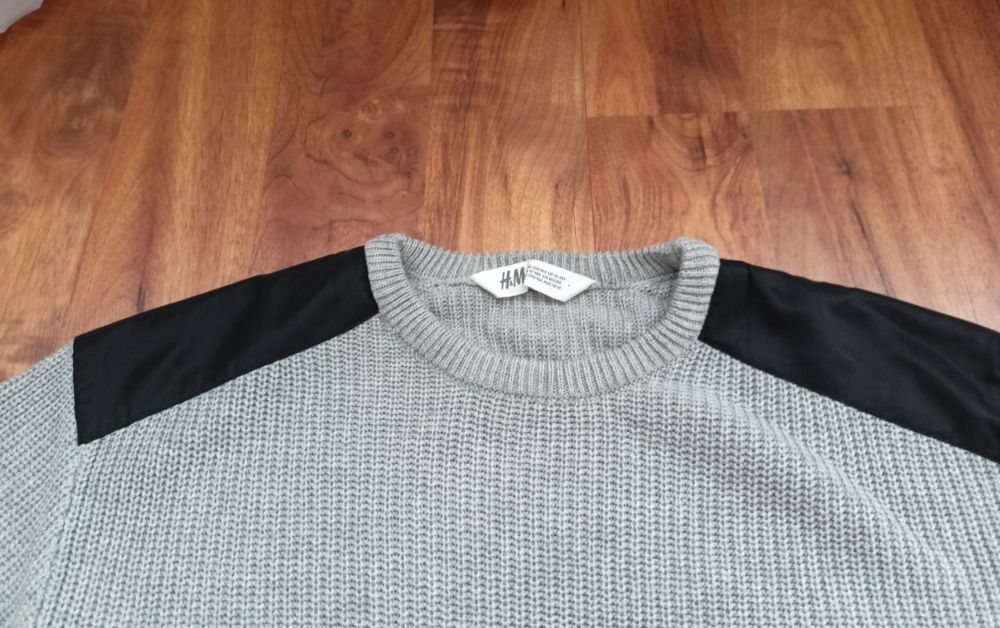 Swetr 158/164 H&M . Stan idealny!