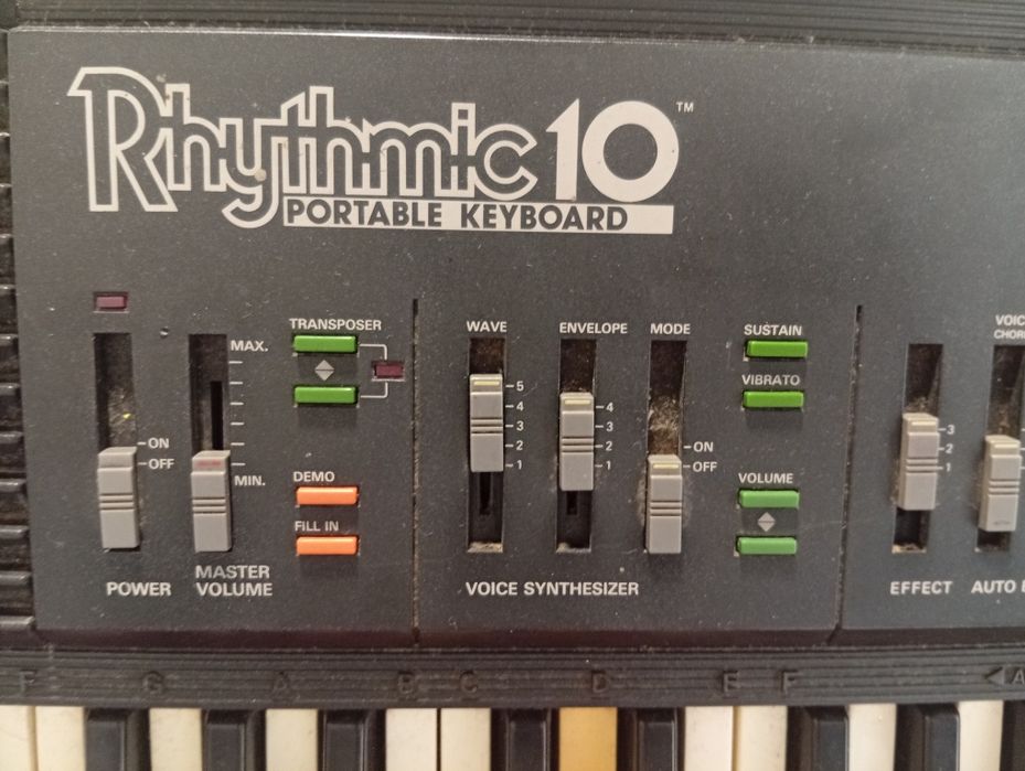 VTech Rhythmic 10 Vintage (1989) – Teclado Retro / Lo-Fi Percussion