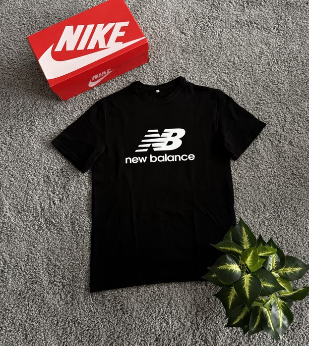 Футболка New Balance / Базова чорна футболка Нью Беланс / Нб Nb