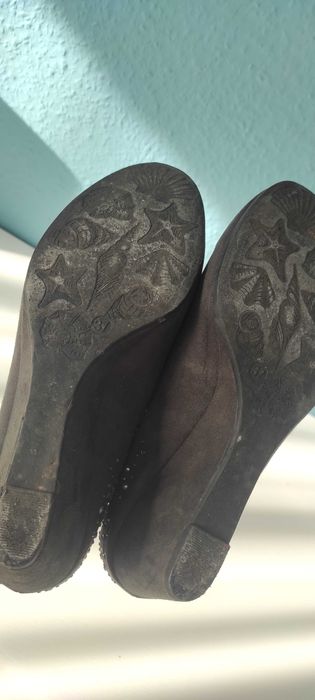 Buty półbuty czółenka koturny na koturnie graceland 37 deichmann szare