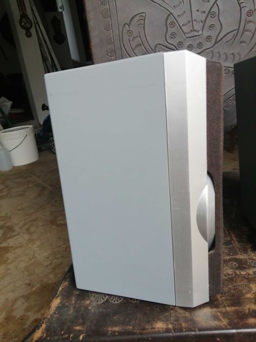 conj 2 colunas pequenas de aparelhagem