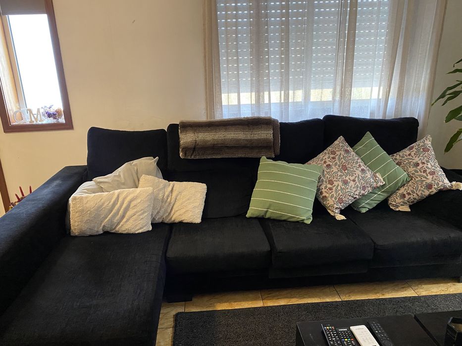 Sofa chaiselong em bom estado