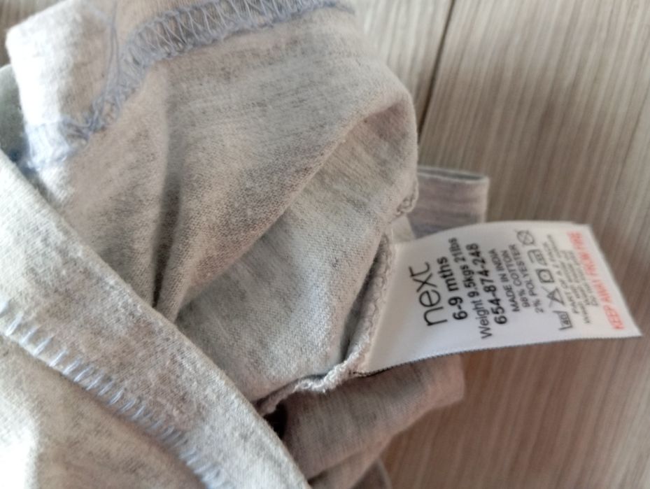 Koszulki z krótkim rękawem 6-9 mięs 74