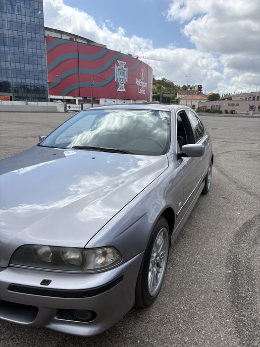 BMW E39 528I Sedan