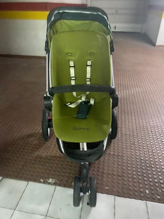 Carrinho de bebé da Quinny