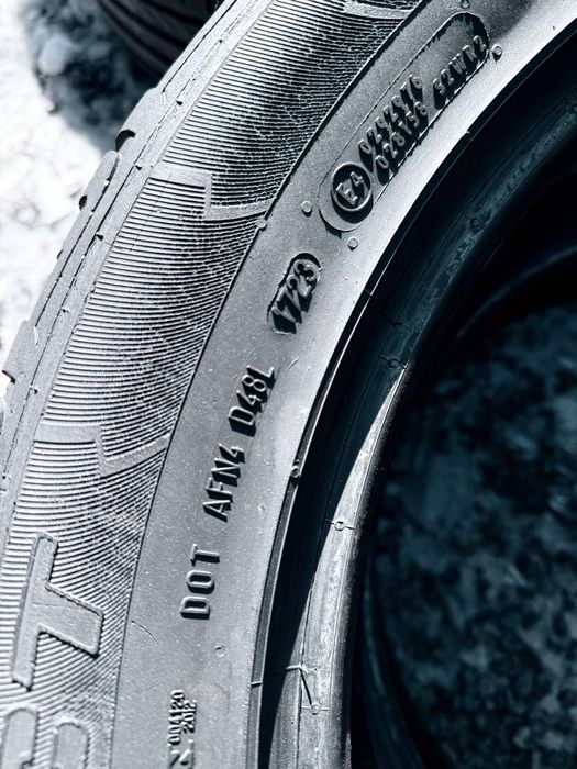 255 50 20 Continental Crosscontact UHP 2023 95%