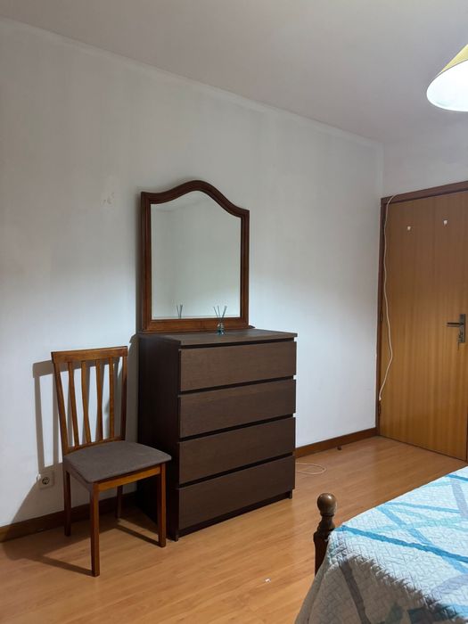 Quarto em braga para arrendar!