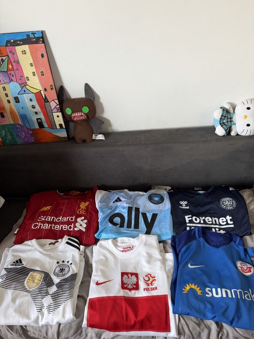 Koszulki piłkarskie nike adidas puma