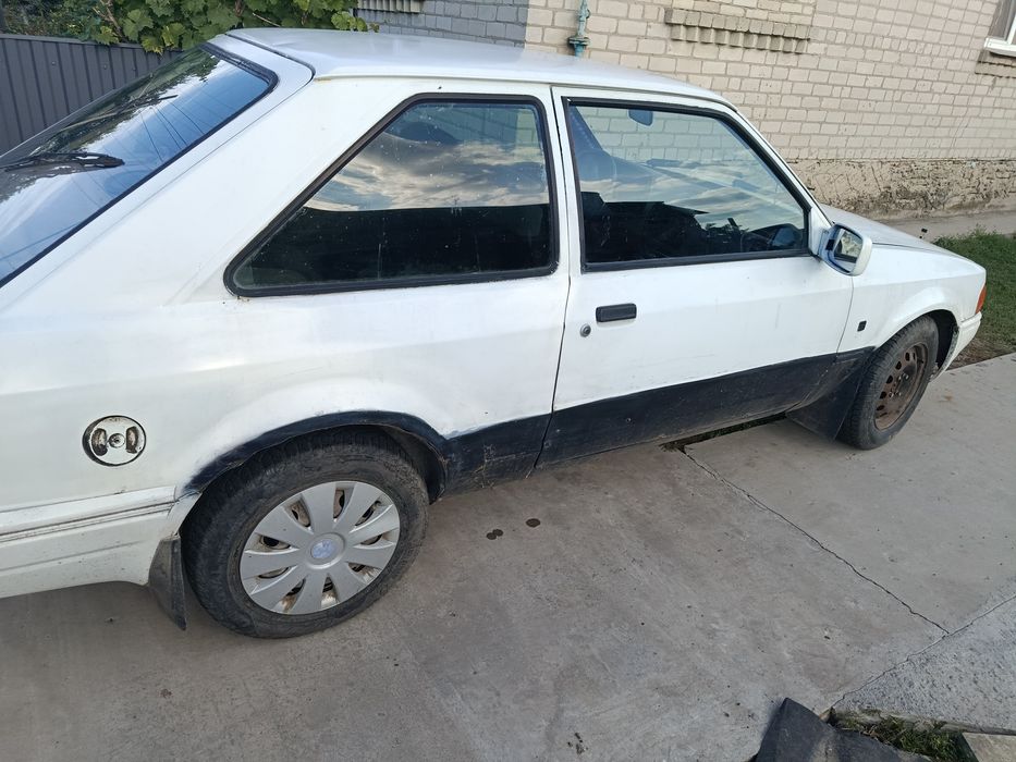 Форд Ескорд 1.3л.