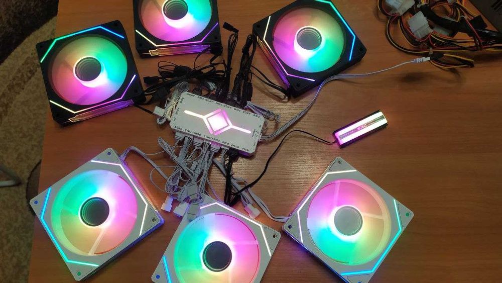 Кулери Вентилятори PRISM 4/7 PRO 120мм ARGB контролер M.2 ARGB