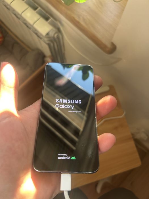 Samsung s22 stan bardzo dobry