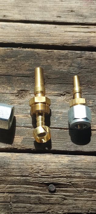 Прямий штуцер для термопластіковой трубки d6-d8.для гбо.