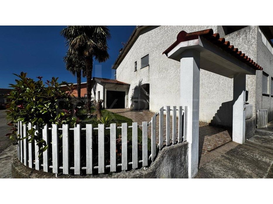Moradia T3 Geminada | Valença