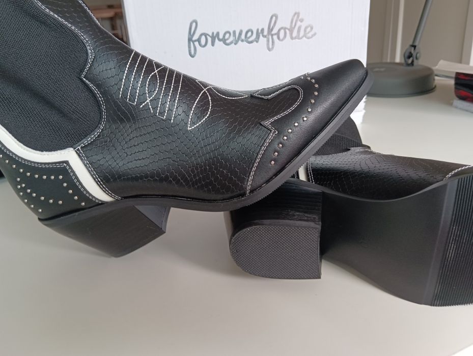 Botas texanas-Tam 40-NOVAS e Giríssimas!