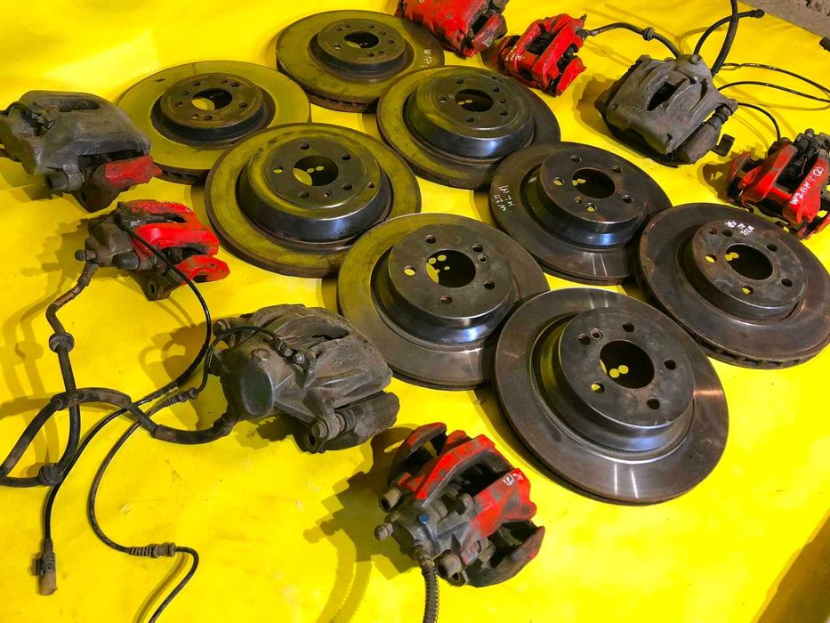 Тормозные диски Mercedes GL X164 суппорт тормозні диски ML W164 W166