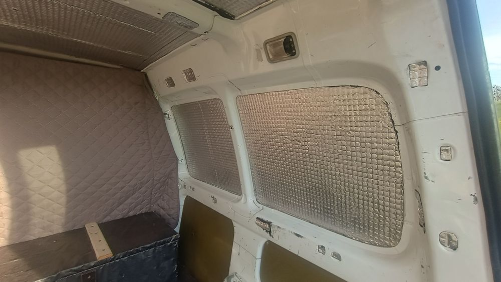 Авто Пежо партнер 1.9 дизель груз 2008 року