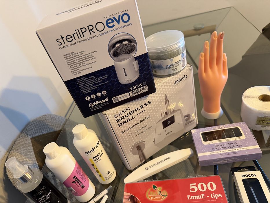 Vendo conjunto manicure novo