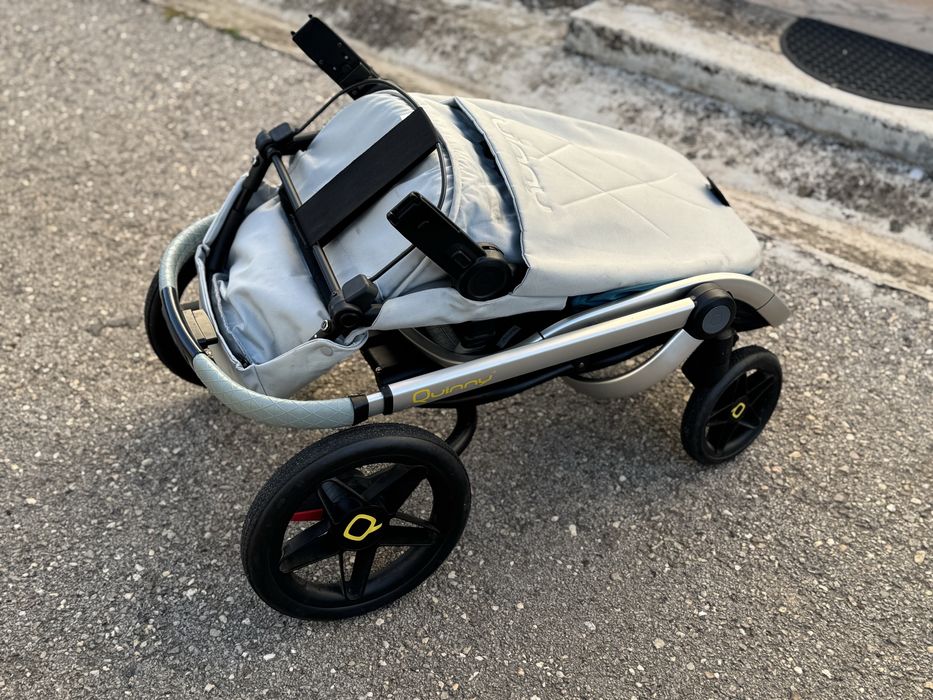 Carrinho de Bebé Quinny Vancouver – Bom Estado