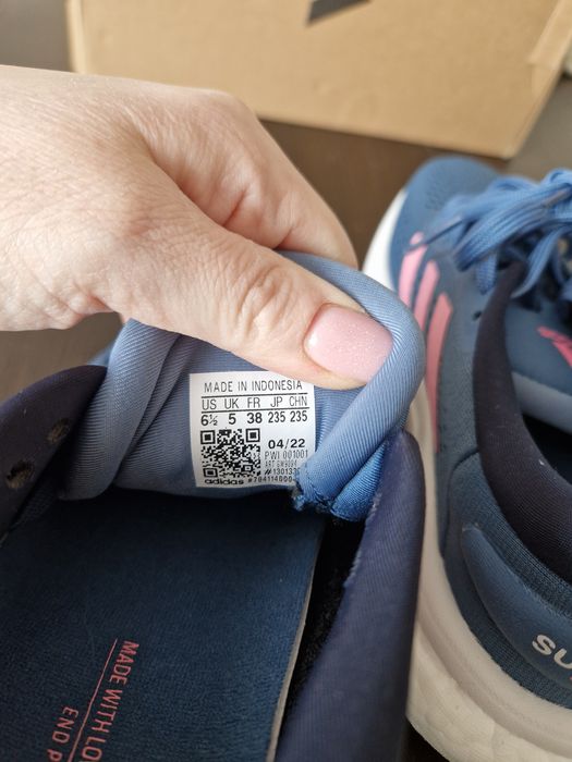 Adidas Supernova.  R.38