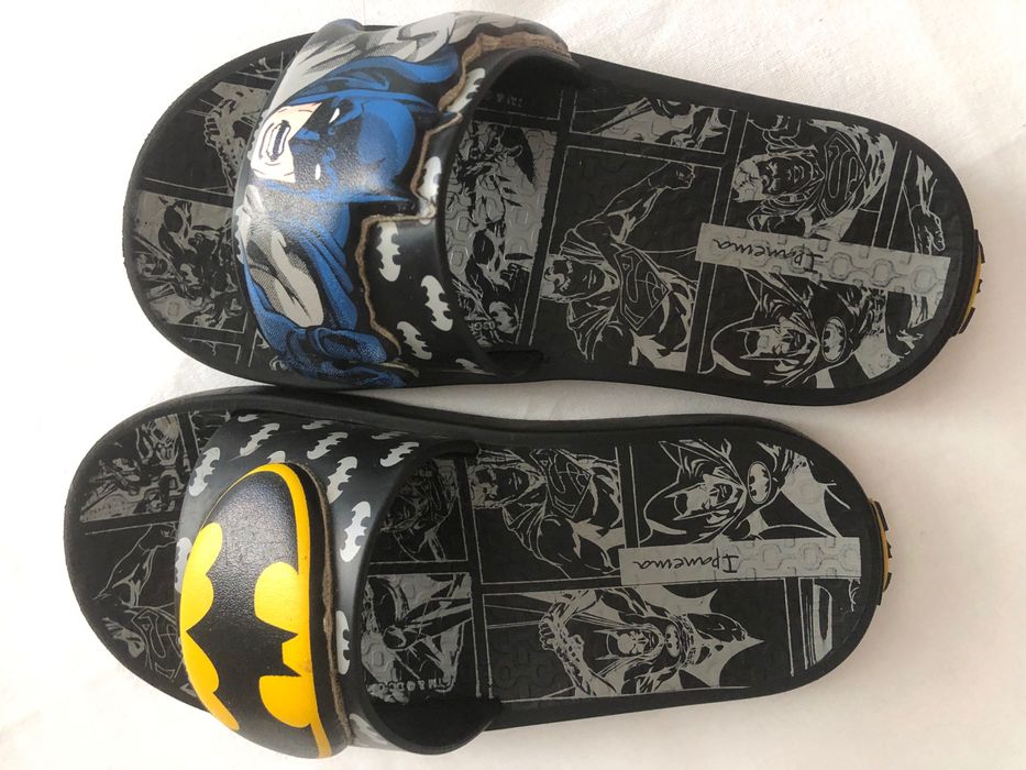 Шльопанці batman на хлопчика 6-8 років