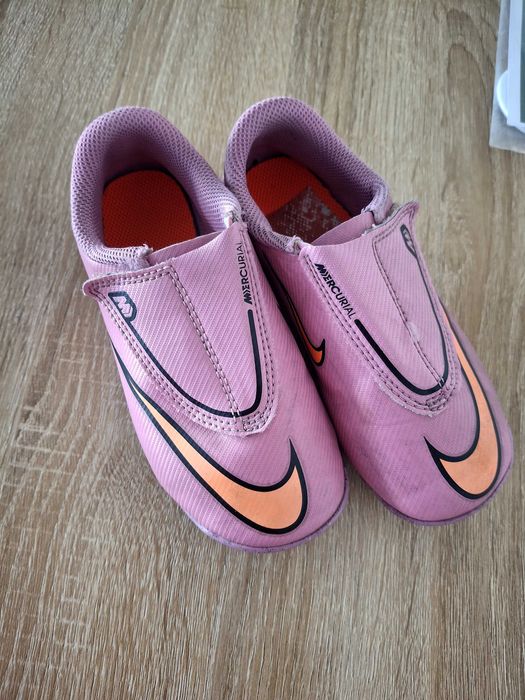 Chuteiras Nike tam.27