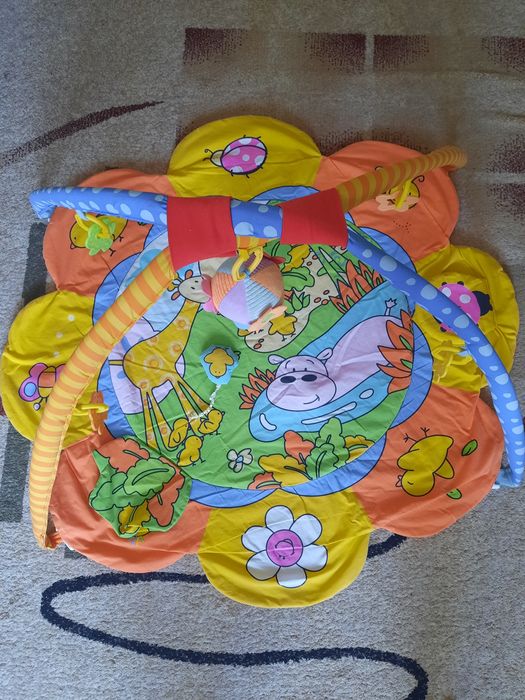 Килимок розвивальний