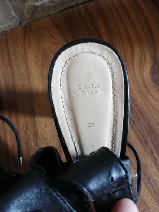 Zara sandały na słupku 39