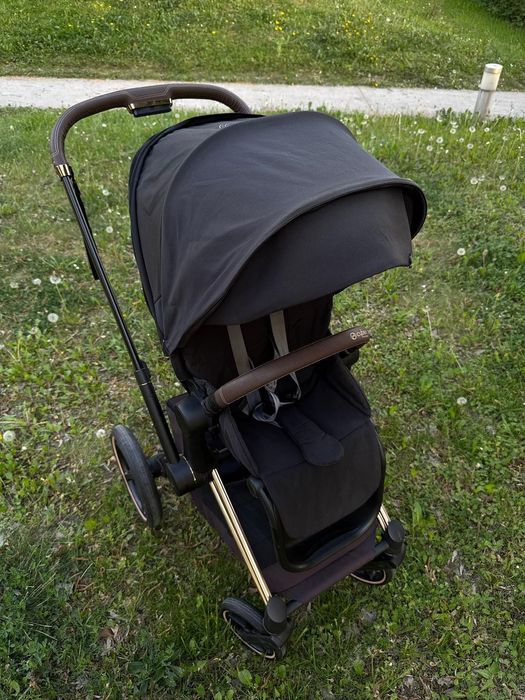 Wózek Cybex Priam 4.0 3w1 Czarny GOLD+ fotelik Cloud T i-Size + śpiworek