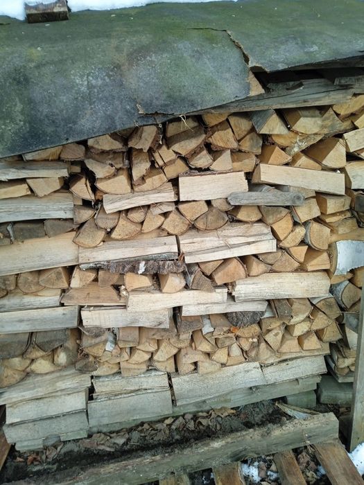 Drewno rąbane układane 6m