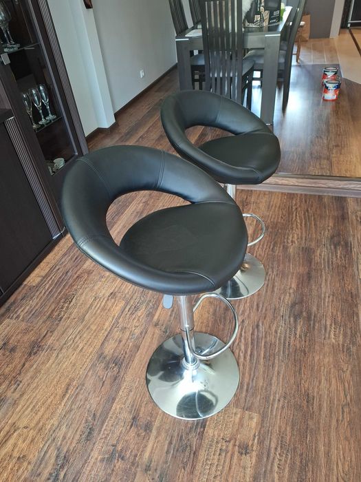 Sprzedam krzesła barowe