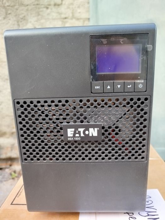 Лінійно-інтерактивний ДБЖ Eaton 9SX1500i/1000. 9130