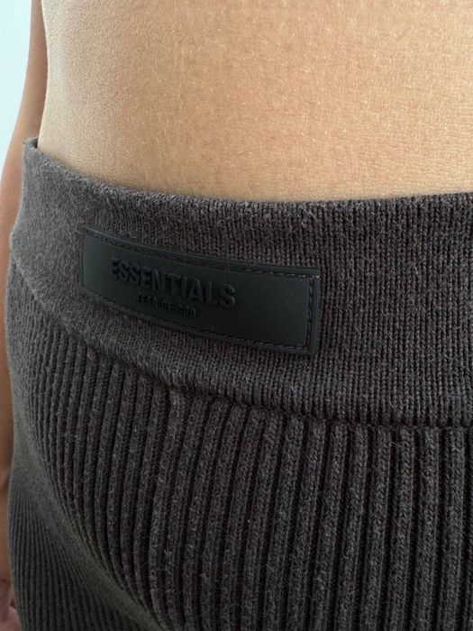 Жіночі легінси Essentials Fear of God в рубчик