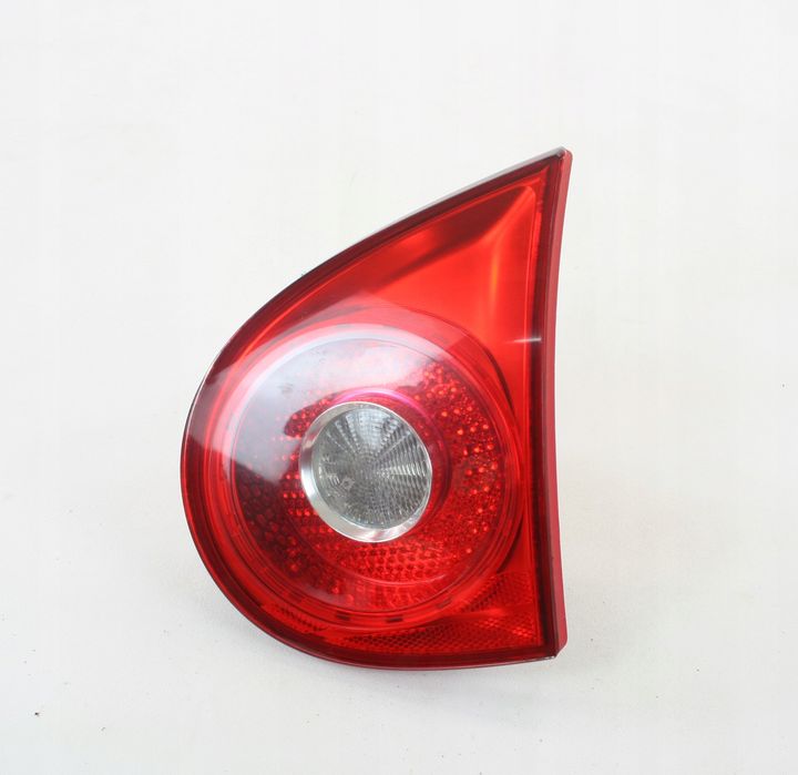 lampa prawy tył vw golf v 1k6945093e europa