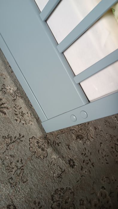 Двоповерхове ліжко сіре дерев'яне із матрацами і великими шухлядами 10