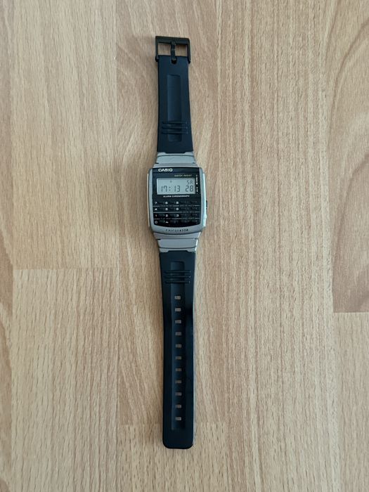 Casio Databank Calculator годинник із калькулятором