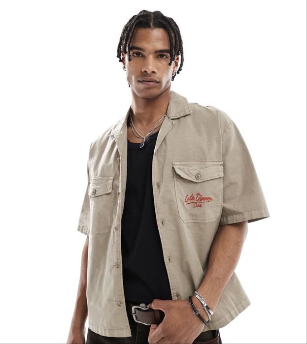 Berska late dinner shirt sand