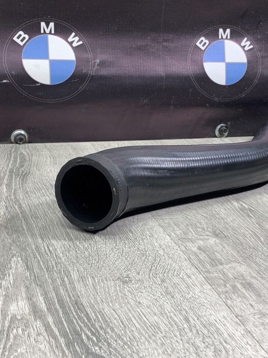 Патрубок інтеркулера Bmw E46 2.0d M47