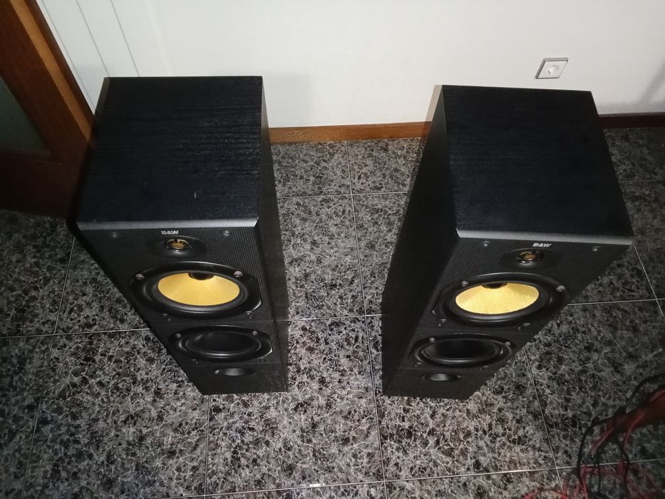 Colunas B&W DM 603