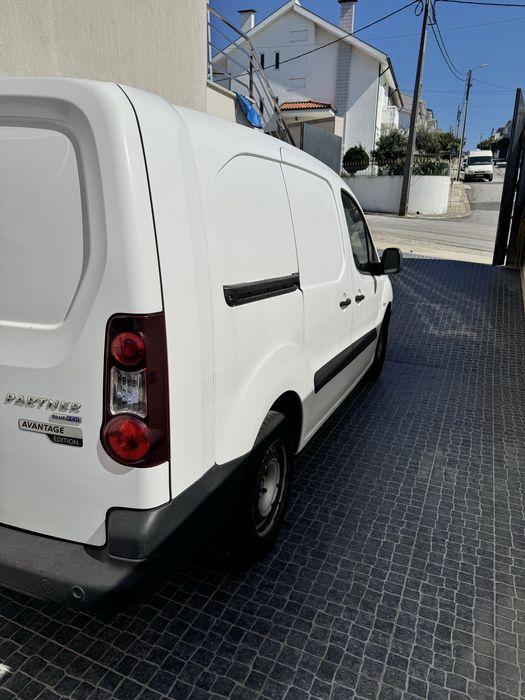 Peugeot Partner 1.6 HDi Diesel – 2016 – Long – 3 Lugares