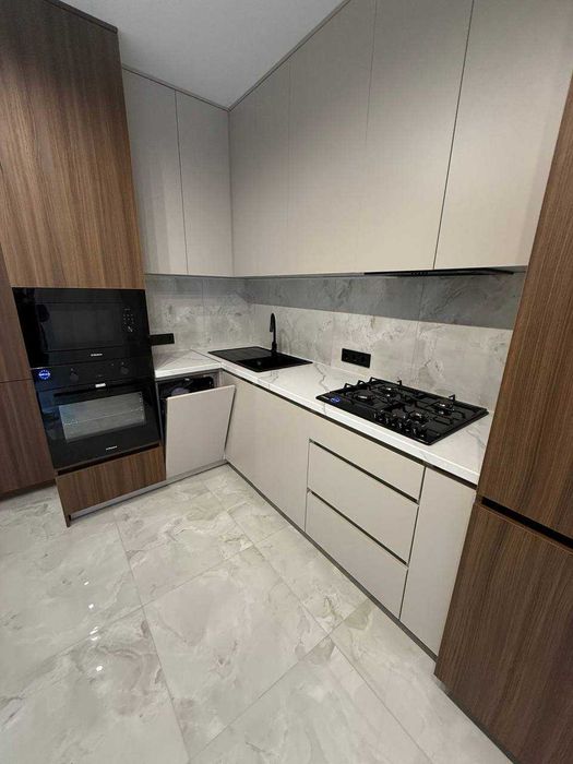 Квартира зі стильним ремонтом та газом