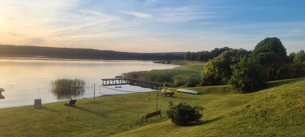 Domek nad jeziorem z własną linią brzegową Mazury Ryn Rybical- Marysia