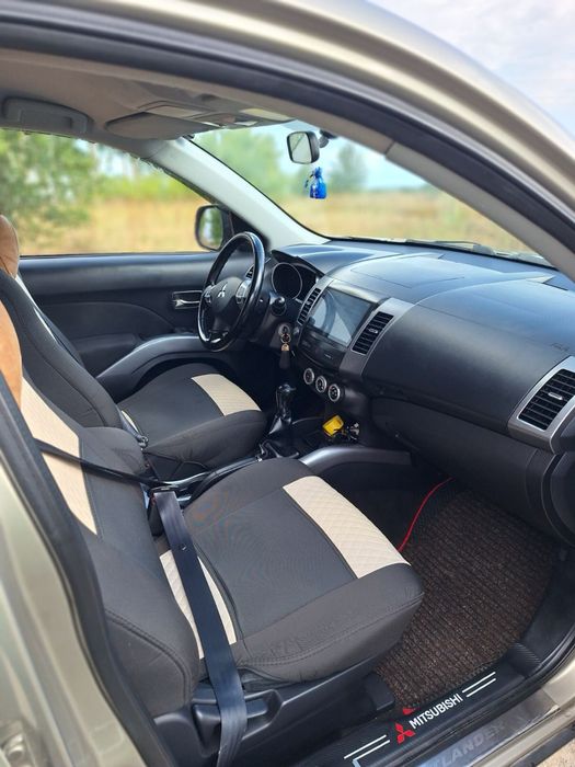 mitsubishi outlander 2008