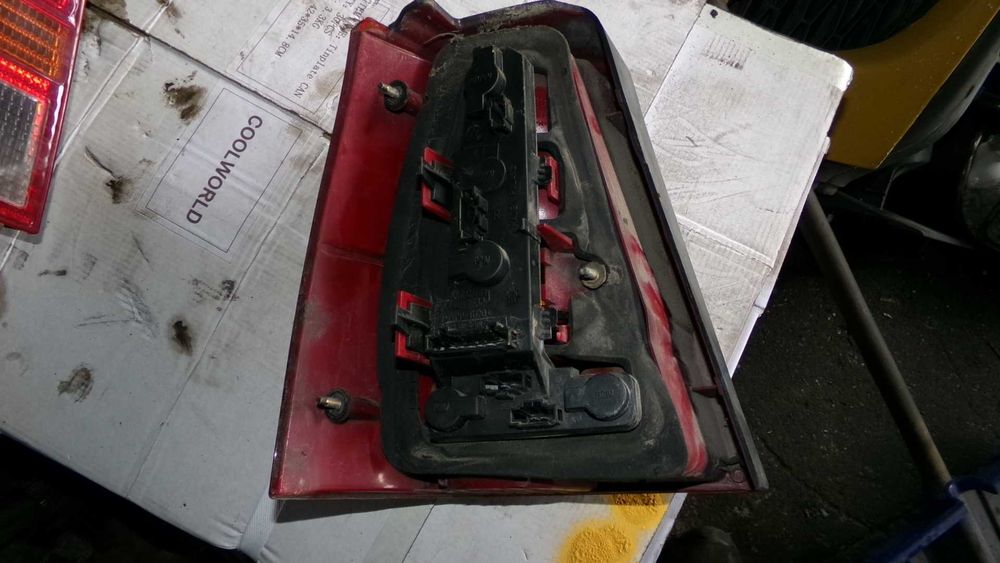 Kwi66 Lampa prawa tylna prawy tył volkswagen golf IV kombi bora