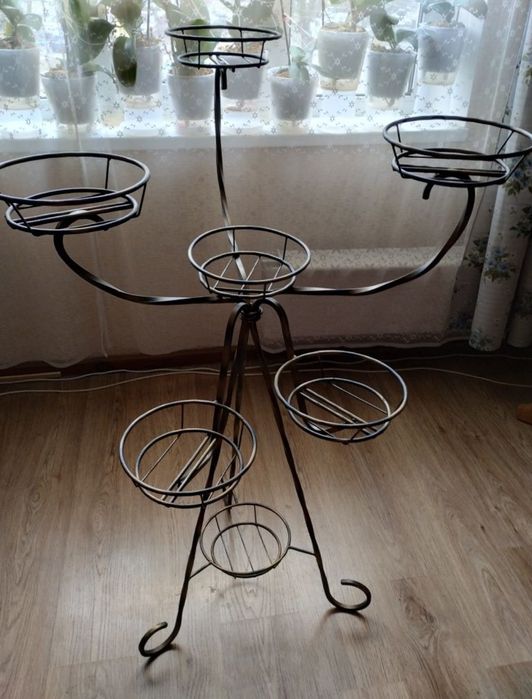 Подставка для цветов