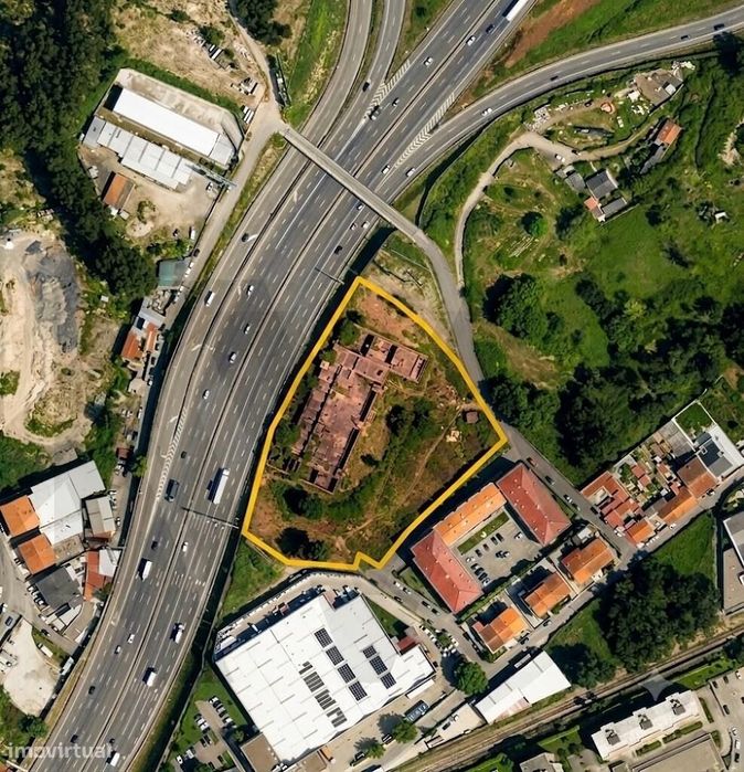 Terreno para construção de edifício habitacional - Pedrouços (Próximo
