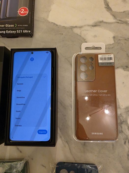 Samsung S21 Ultra + Leather Cover e outros acessórios-perfeito estado