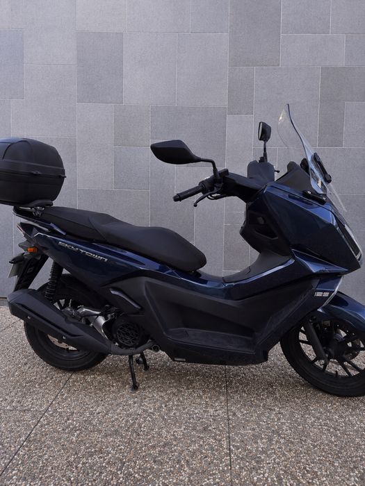 Kymco SkyTown 125 Nova (apenas 306,0 km)