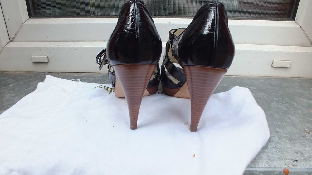 Piękne sandały skóra droga marka Rupert Sanderson38