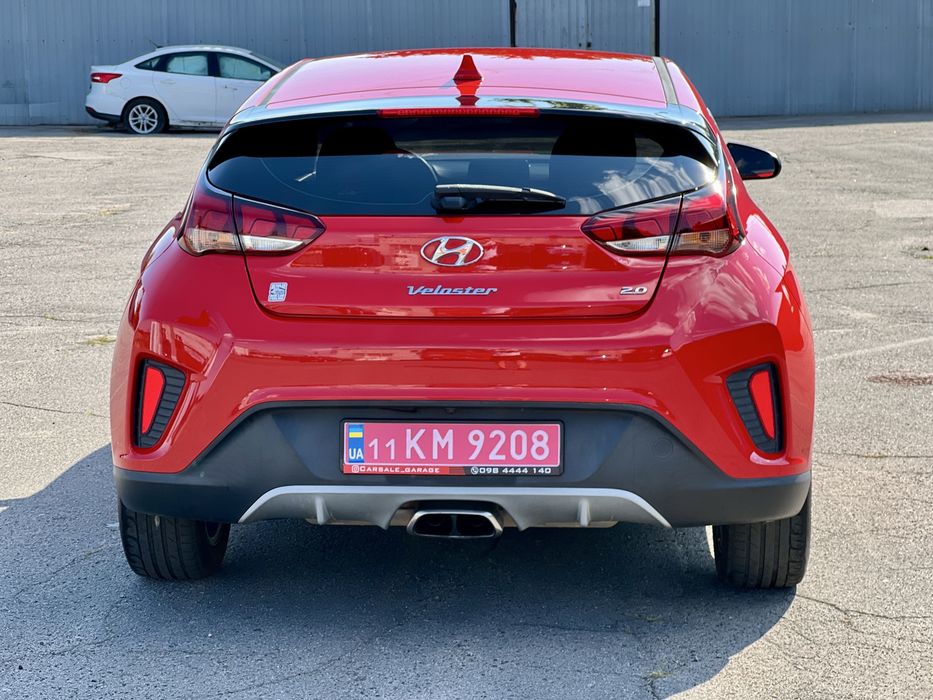 Hyundai Veloster